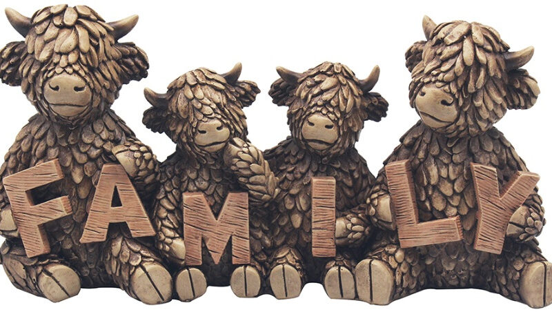 Family Hughie Highland Cows Ornament