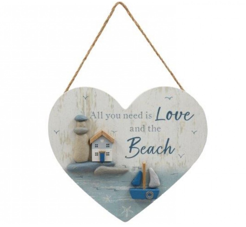Wooden Heart Beach Hanger