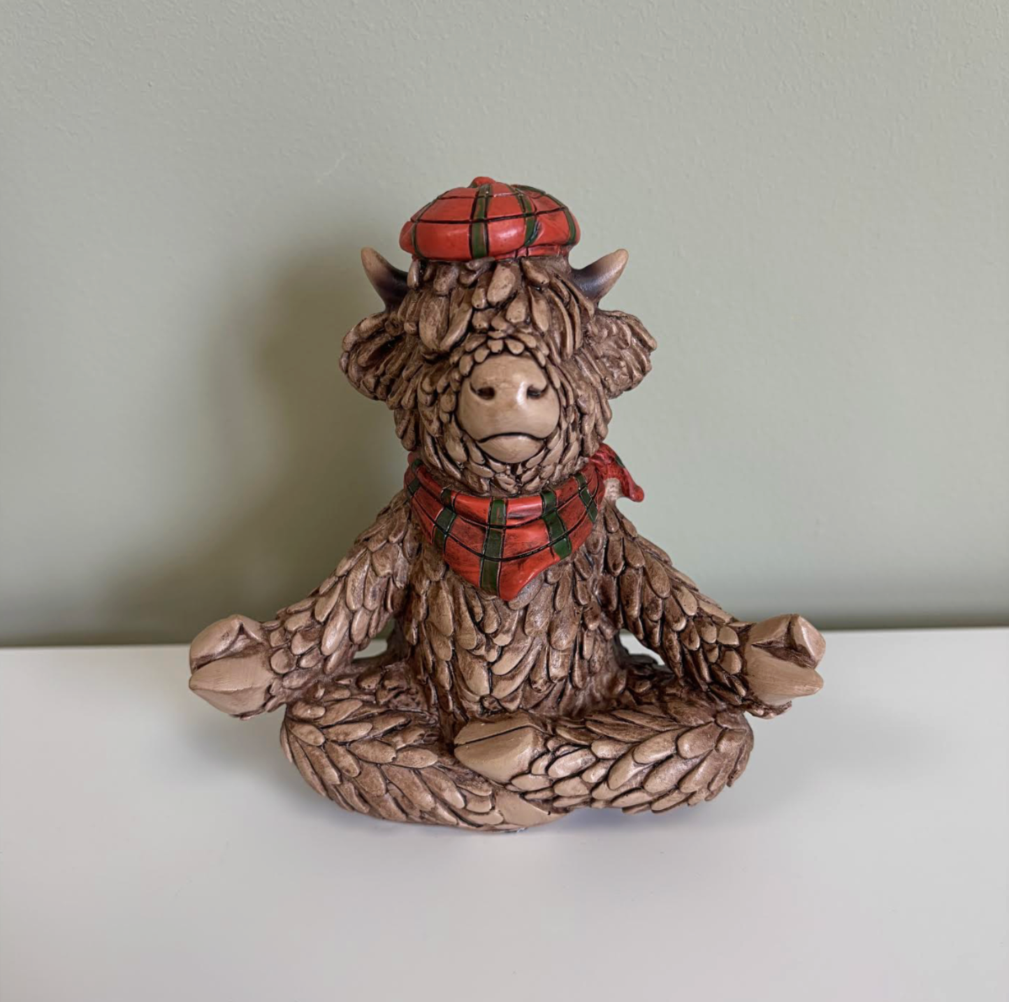 Yoga Hughie Highland Cow