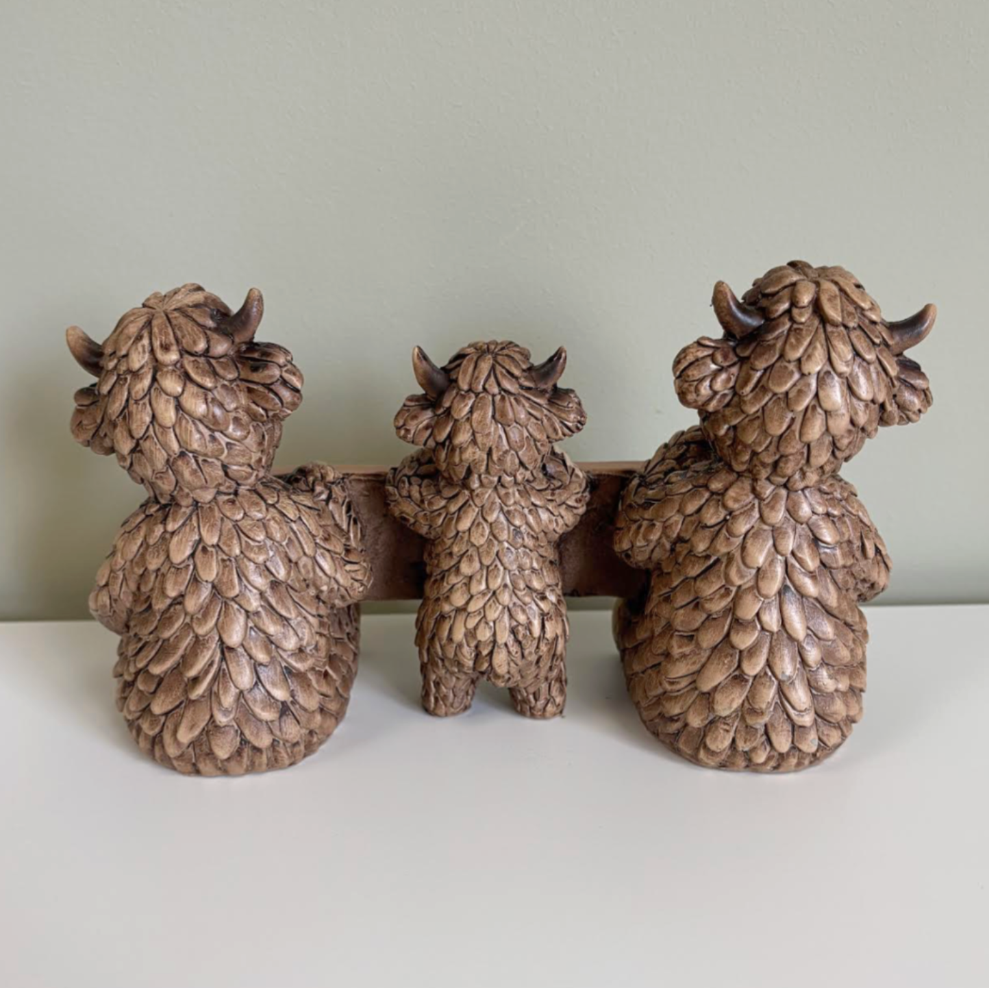 Highland Family Cows & Plaque - Image 2