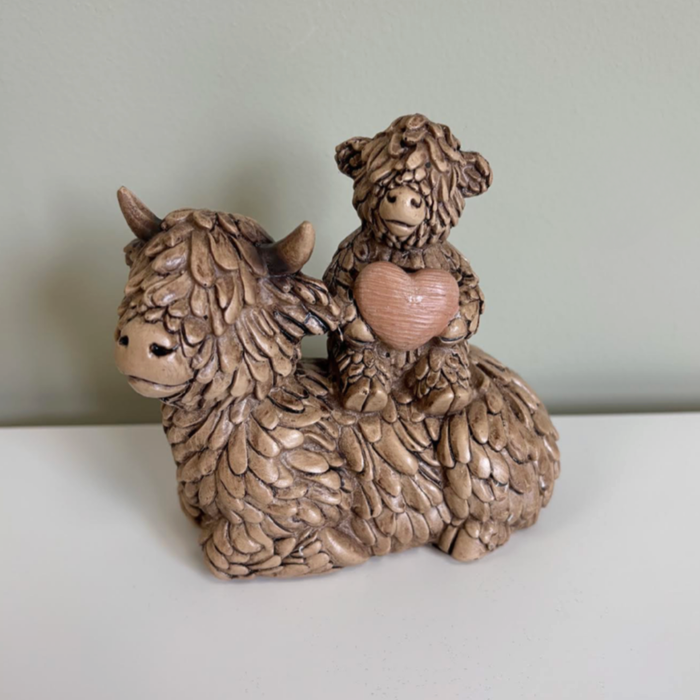 Hughie Highland Cow Pair