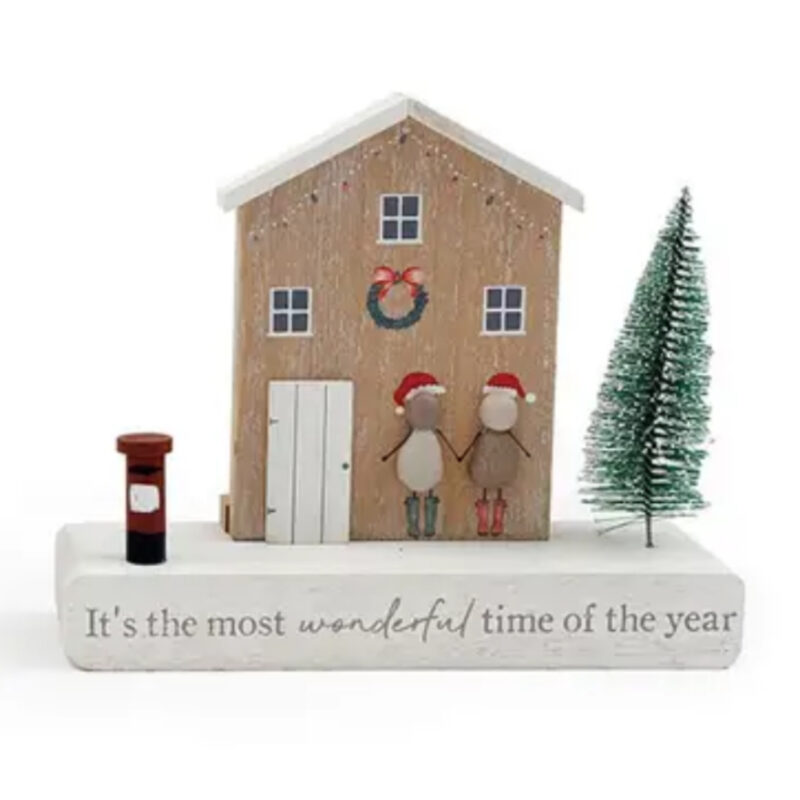 Festive ‘wonderful time’ Pebble House