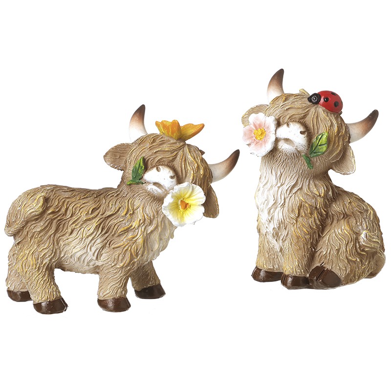 Resin Highland Cows With Flowers