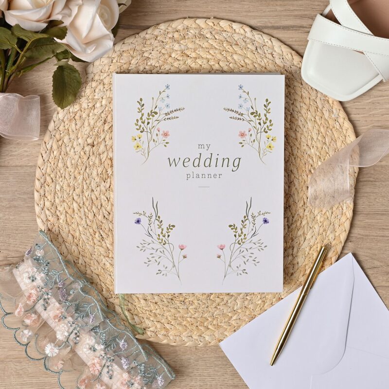 Love Wedding Planner
