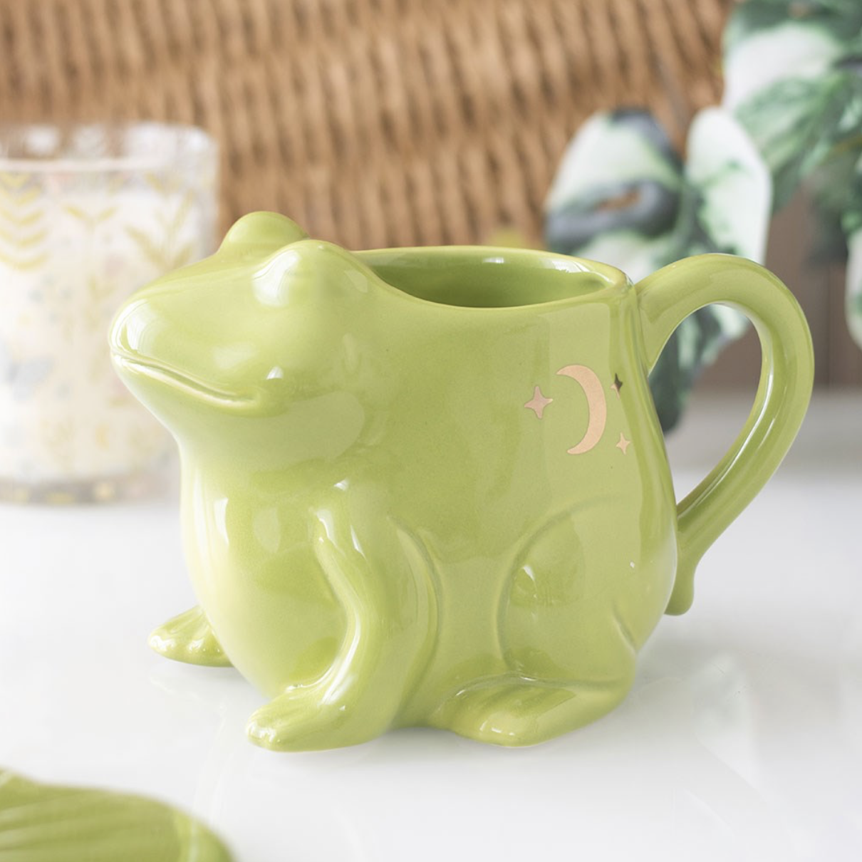 Luna Frog Mug